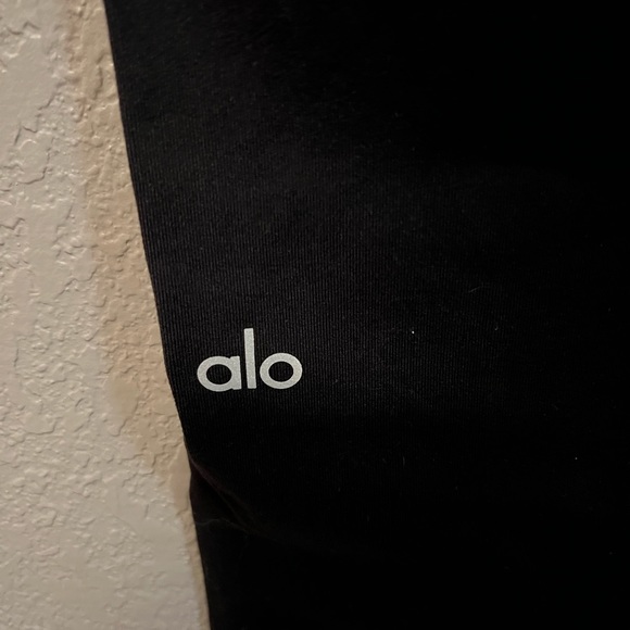alo leggings - Picture 3 of 4